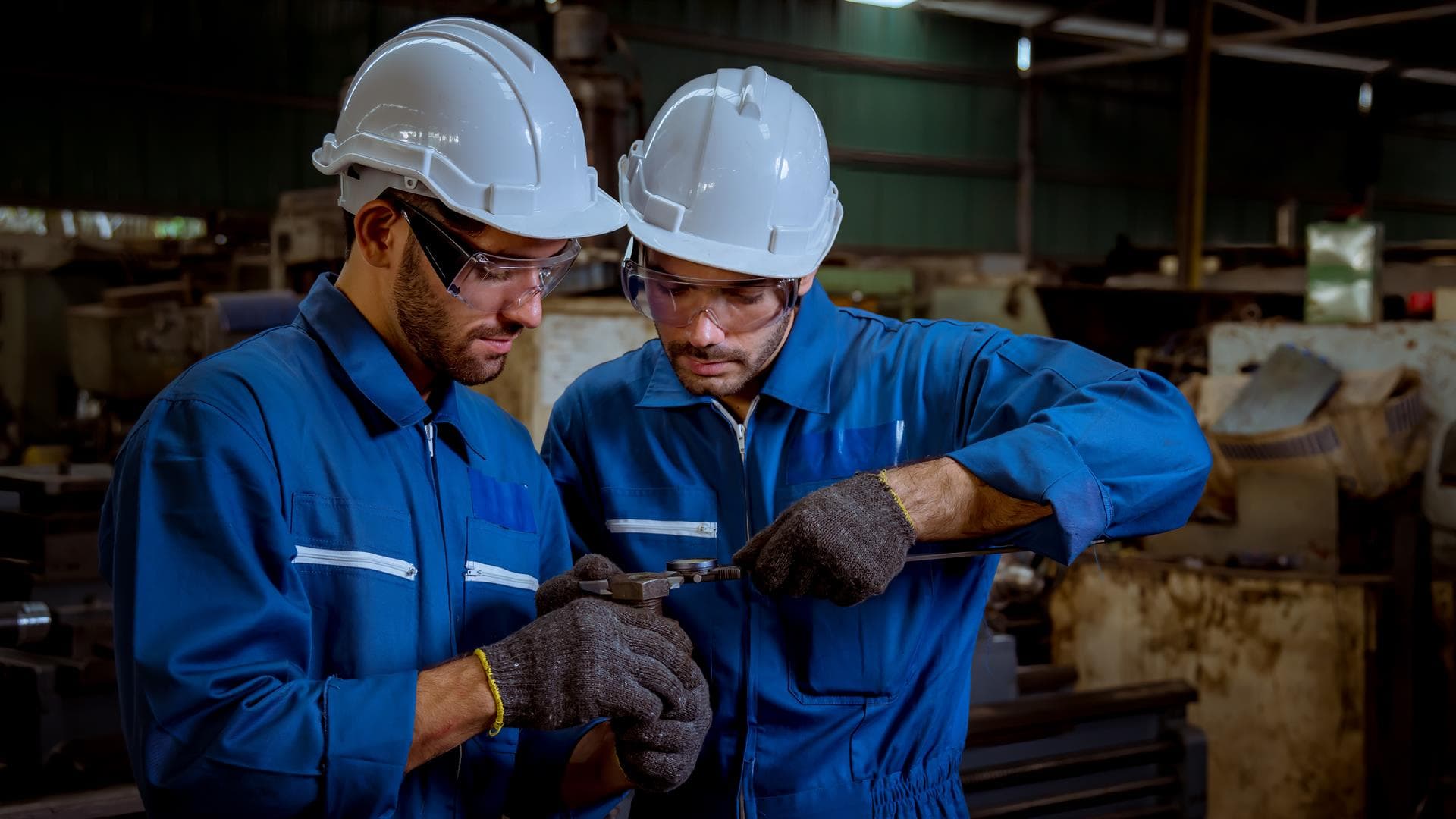 Opción 1. Desplazamiento de nuestros técnicos para que puedan examinar el problema in situ.